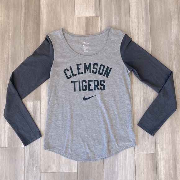 Nike Tops - Nike Clemson Tigers Shirt